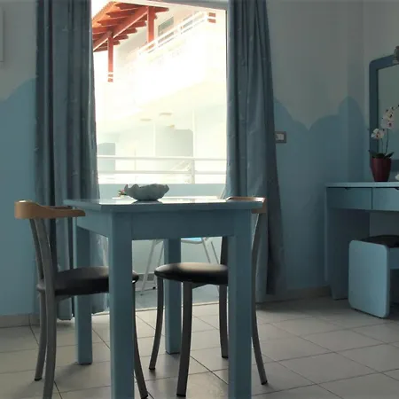 Aparthotel Mastorakis Village Agia Marina (Crete)